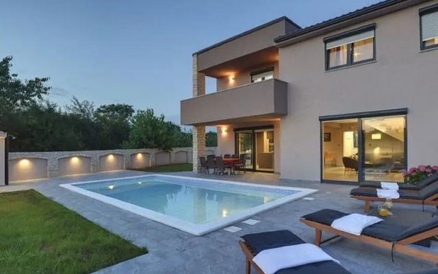 Super Modern Villa With Private Pool