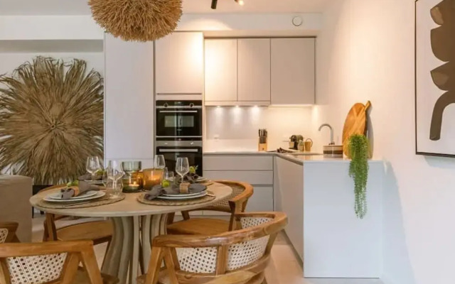 Beautiful Warm Apartment With Terrace in Ostend