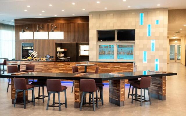 Courtyard by Marriott Mesa At Wrigleyville West