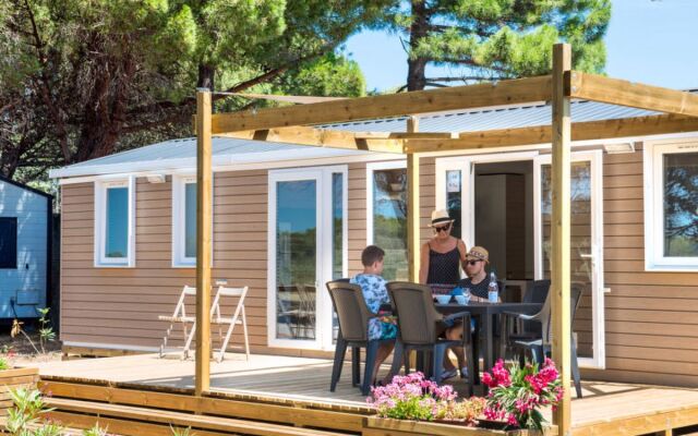 Domaine Les Mûriers (VED112)