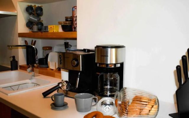 pikralida house (πικραλίδα)