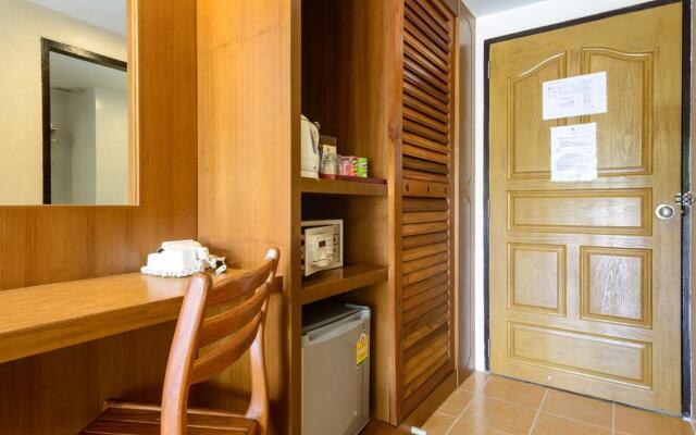 Patong Lodge Hotel
