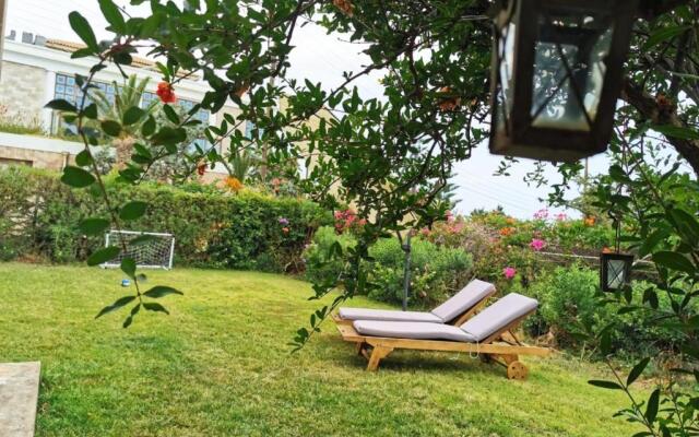 Anissaras Luxury Villa