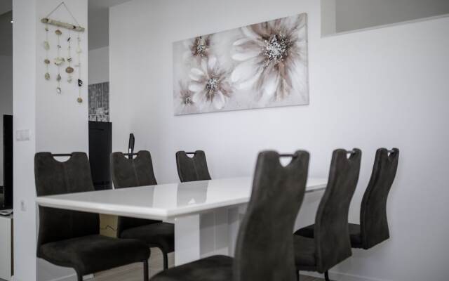 Inviting 3-bed House on the Island of Rab, Croatia