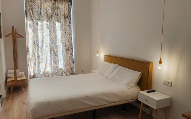 Hostal Manuela by gaiarooms