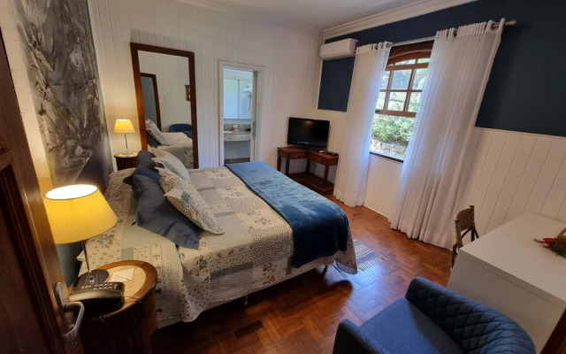 Saison Resort & Spa