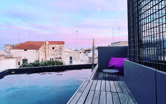 Bartago Luxury House