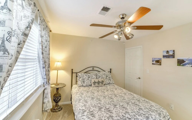 Branson Condo w/ Balcony, Near Silver Dollar City!