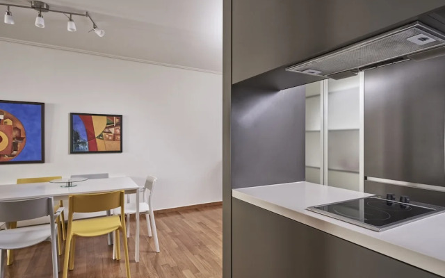 Contemporary Comfy Apt