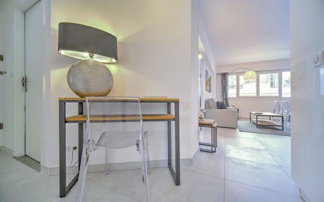 4 Pieces 7-8 personnes coeur de ville