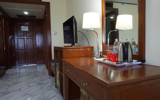 Wattana Park Hotel