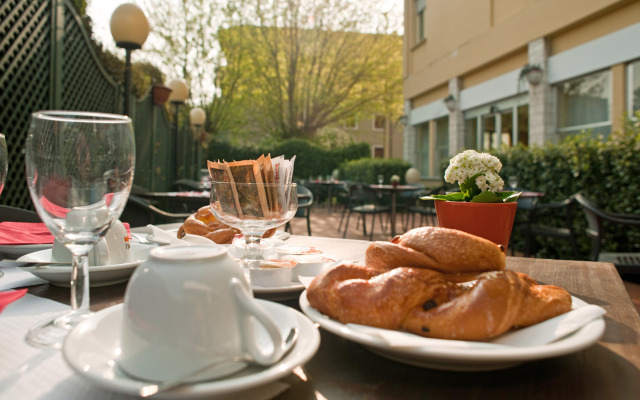 Cavallo Hotel Verona Est