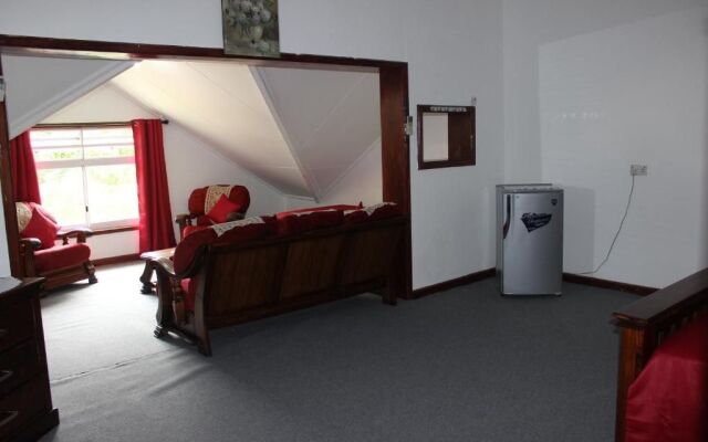 Le Chevalier Bay Guesthouse