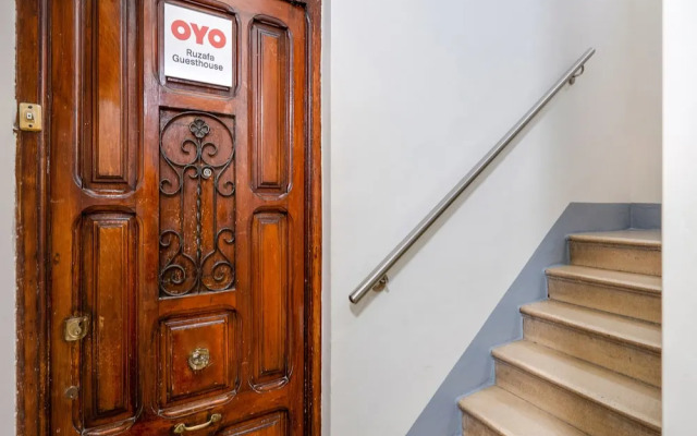 OYO Ruzafa Guesthouse