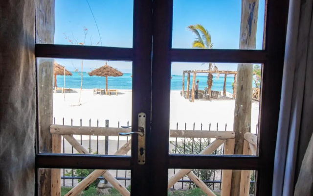 Nest Style Beach Hotel Zanzibar
