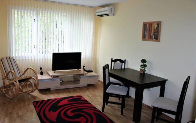 Fm Premium 1 Bdr Apartment Cozy Central Varna