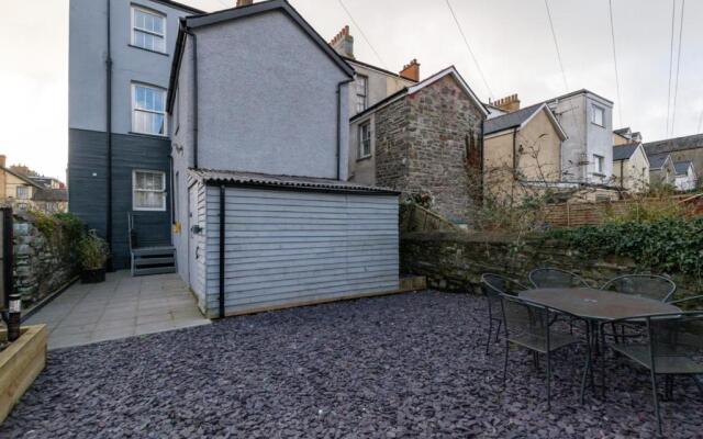 27 Morfa Mawr