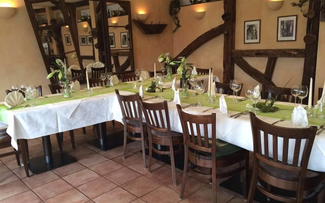 Stollen Hotel & Restaurant