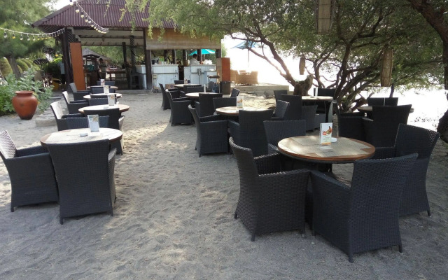 Jambuluwuk Oceano Resort Gili Trawangan