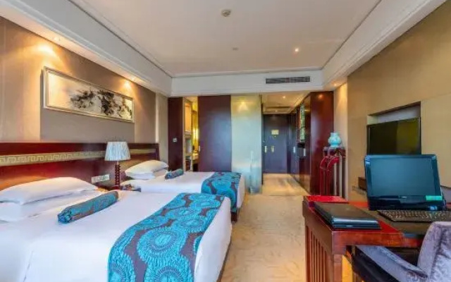 Longtan Lake Hotel