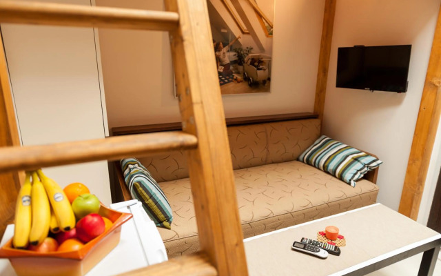 Vitosha Blvd - Attic Studio