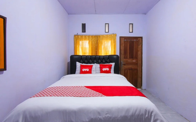 OYO 1721 A. Yani 95 Residence