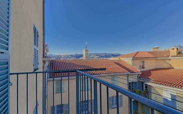 Nice 2 Room Apartment With Terrace - Vieux Nice
