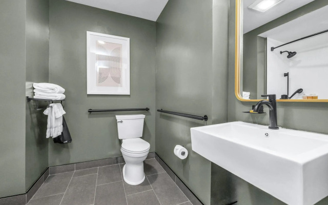 Nob Hill Hotel