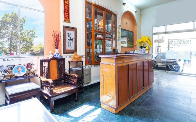 Oyo 791 Hoang Anh Hotel