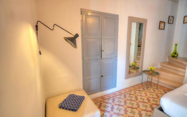 Charming & traditional flat in city center ESCH1-2