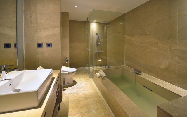 Chihpen Century Hotel