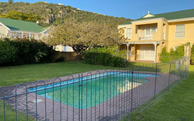 Ocean Pearl Apartment