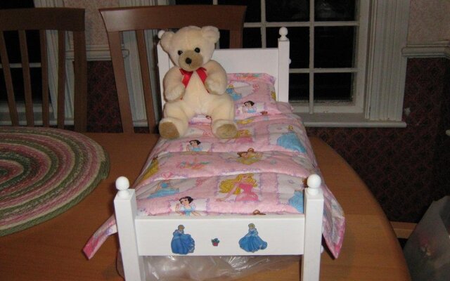 The Olde Village Inn