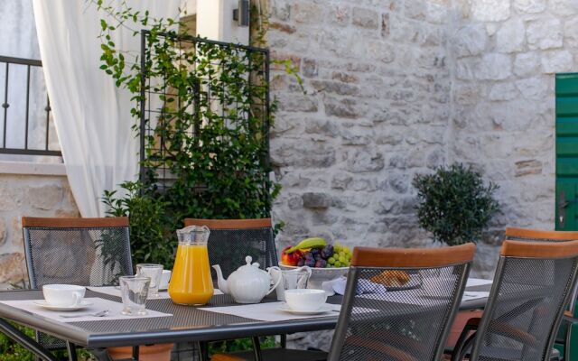 Villa Bante - Luxury Stone House