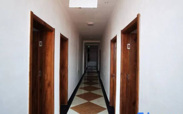 Zeqi Hotel