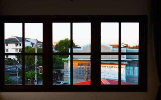 We Chiang Mai Guesthouse 2