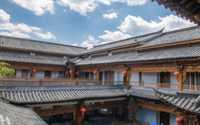 Yuanxiang Inn Tengchong