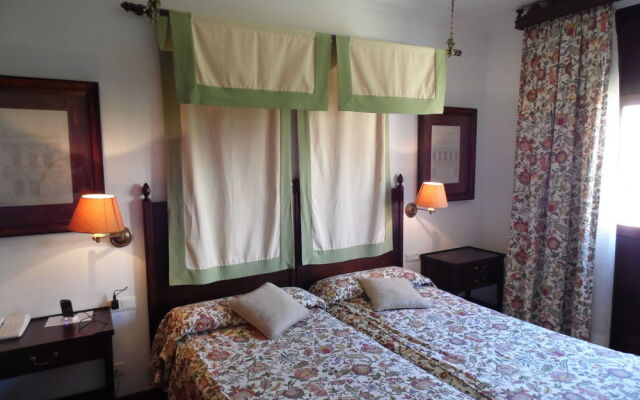 Hospederia Palacio la Iglesuela del Cid