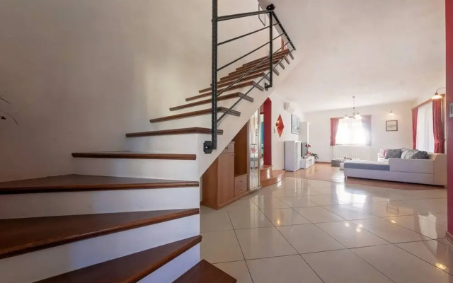 Charming 6-bed Villa in Vižinada