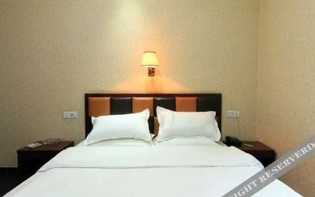Weihui Yuexiu Theme Hotel