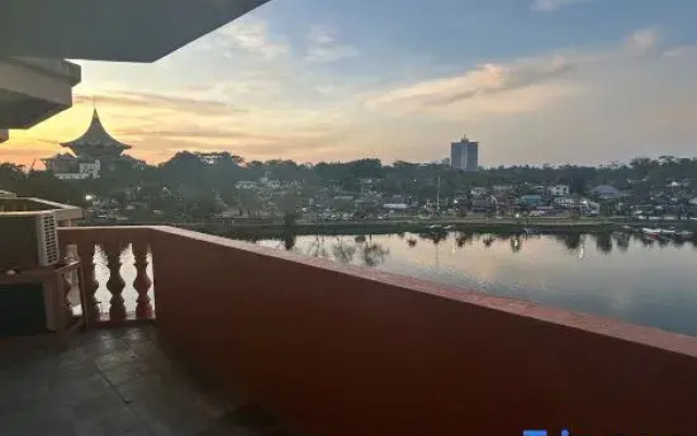 Newly Riverbank suites 408