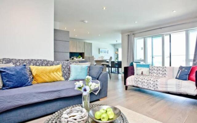 Fistral Two Bed Apartment in Pentire