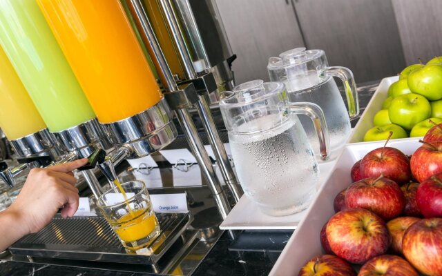 Holiday Inn Express Bangkok Sathorn by IHG