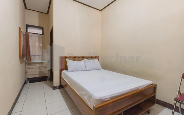 OYO 90912 Wisma Pkpn 1