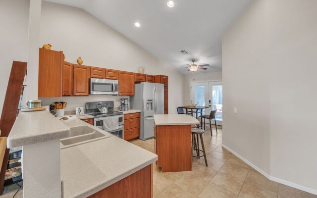 Summer All Year Round 2 Bedroom Home by RedAwning