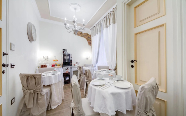 Lunaria Suites Rome