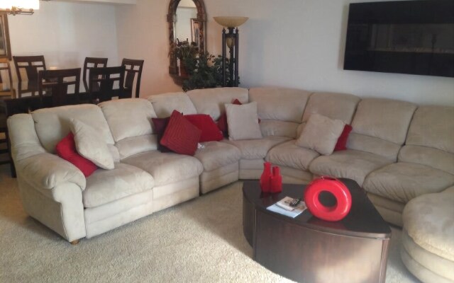 Emerald Beach Resort by Southern Vacation Rentals