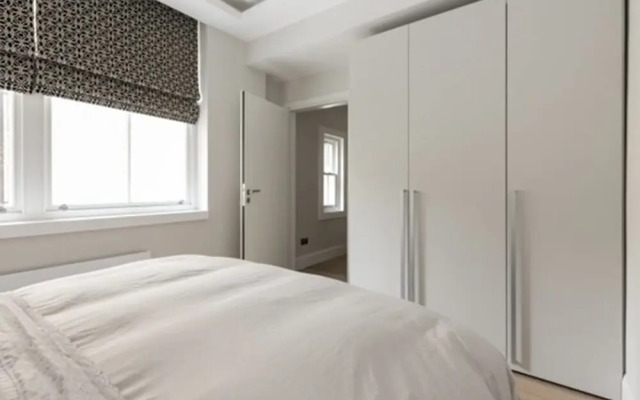 Eson2 - The Saint Stephen's Gardens Mansion VII