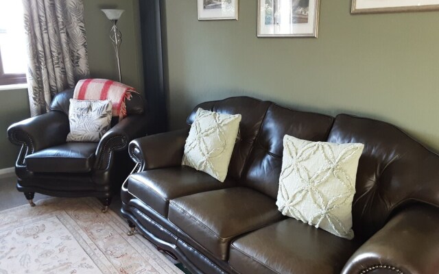 3-bed Bungalow Near Conwy Valley Close to Castle
