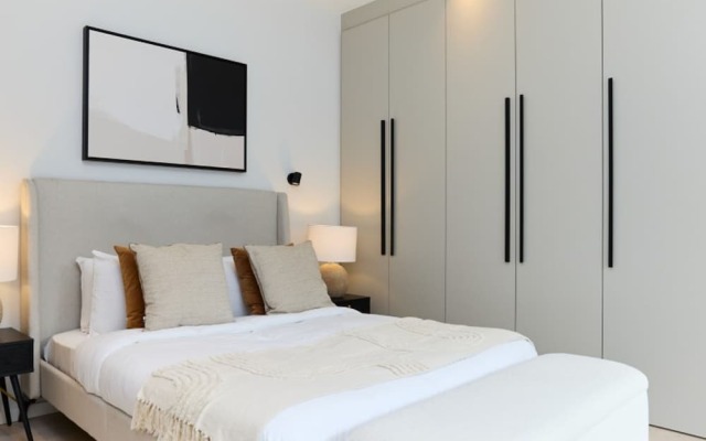 The Brondesbury Quarters - Modern 2bdr Flat With Balcony Parking